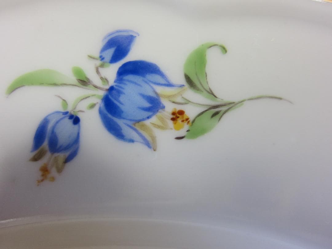 新品・未使用、一級品　マイセン三つ花（ピンクローズ）　20.0Φcmデザート皿