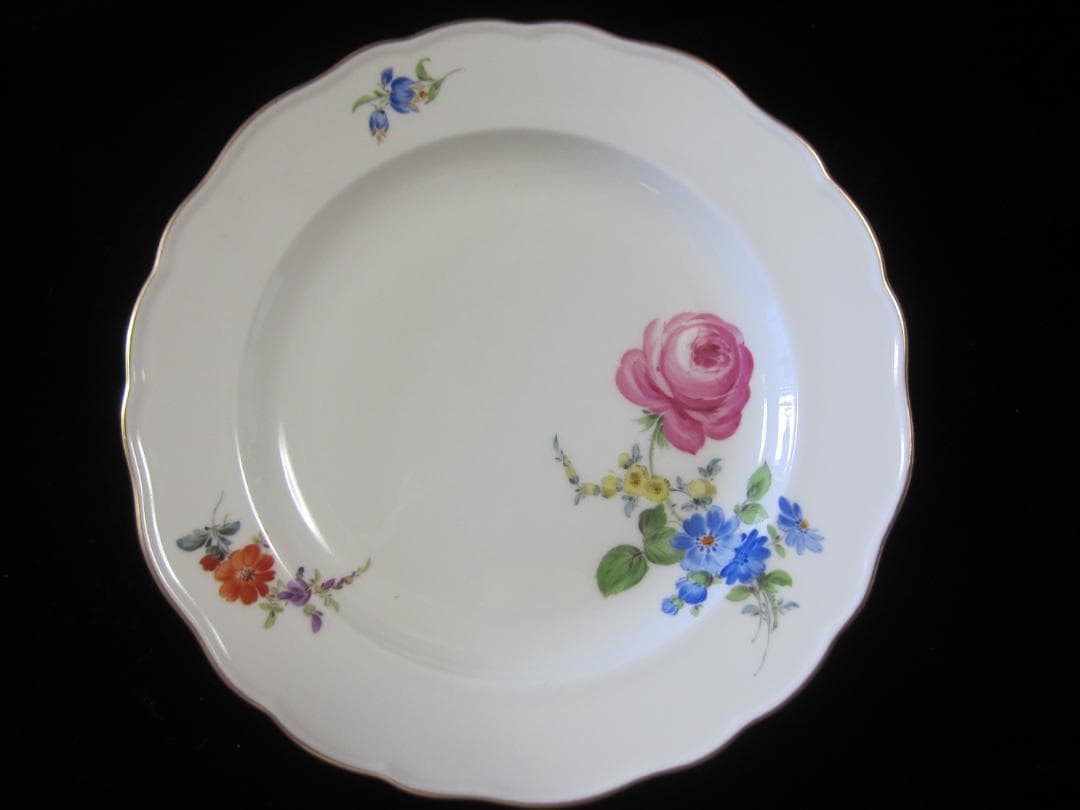 新品・未使用、一級品　マイセン三つ花（ピンクローズ）　20.0Φcmデザート皿