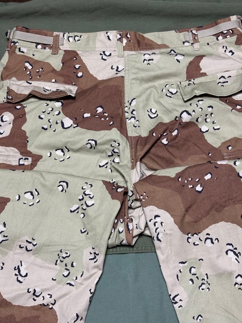 デッドストック米軍 6Cデザート（チョコチップ）カモBDU カーゴパンツ　L-S