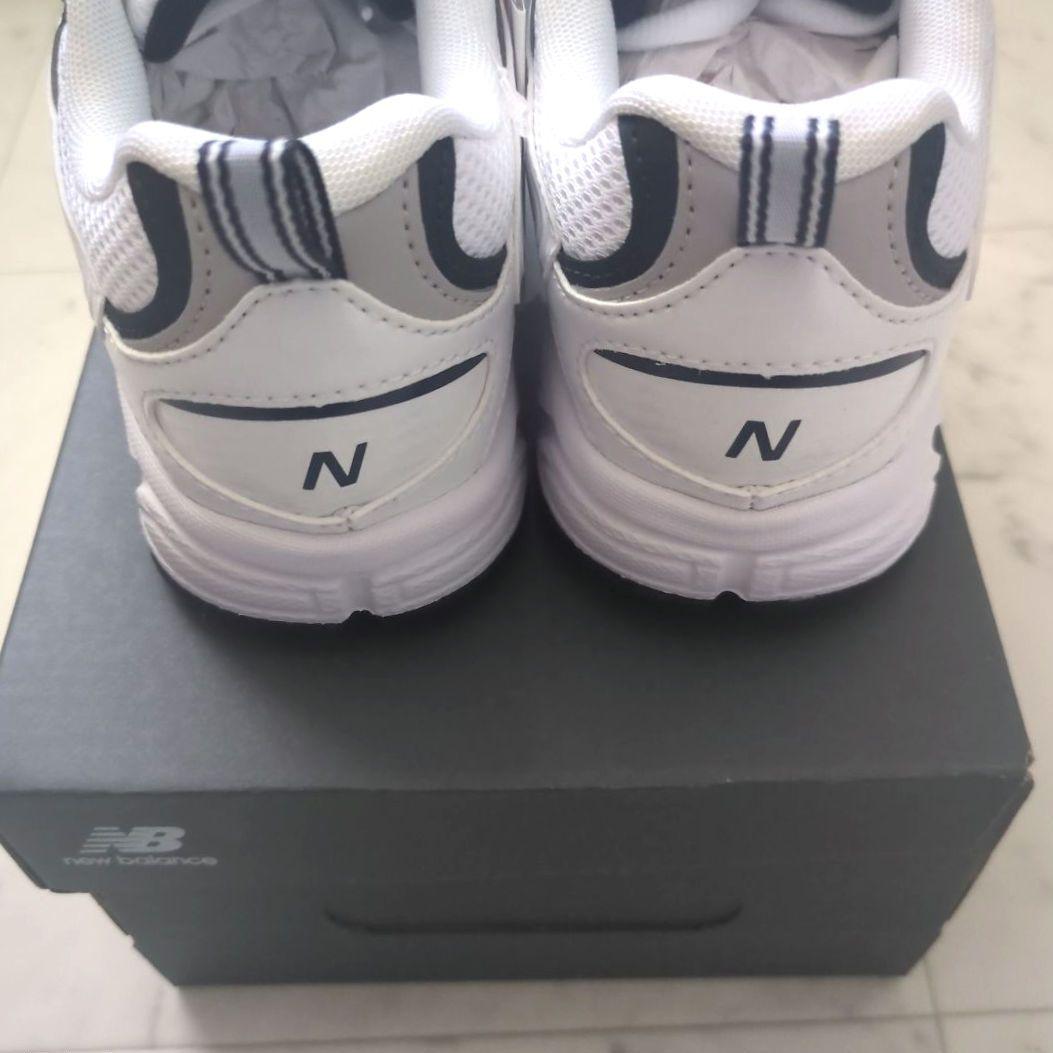 【新品】ニューバランスML408A ホワイト/シルバー 23.0cm