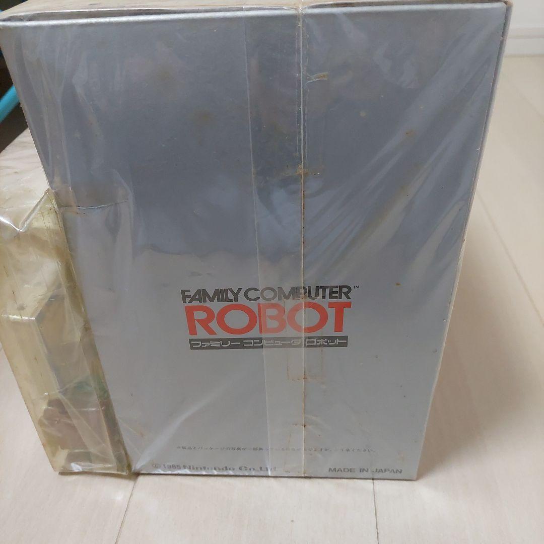 ファミリーコンピューターロボット