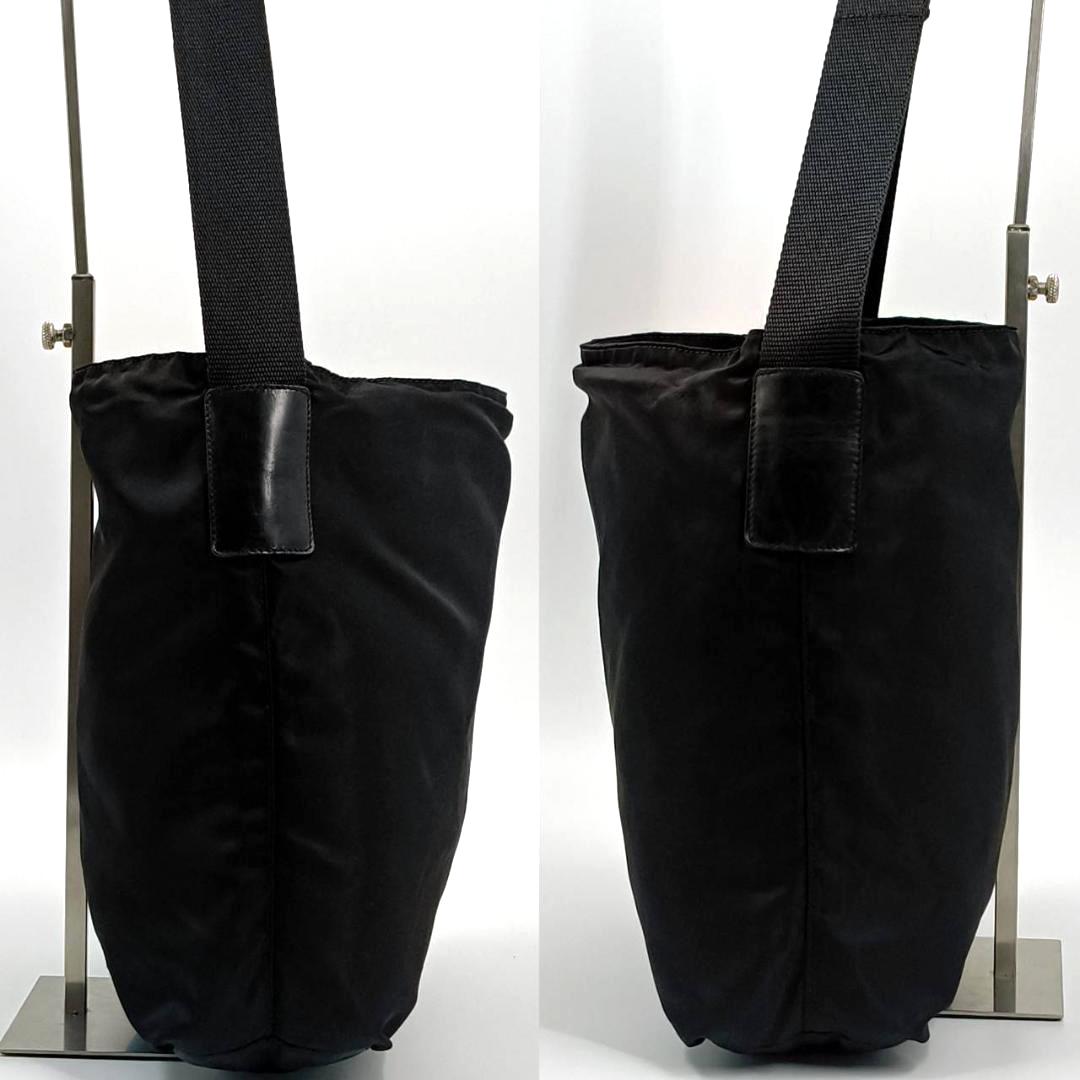 希少モデル✨ プラダ ワンショルダーバッグ 三角ロゴ　ナイロン　レザー 黒