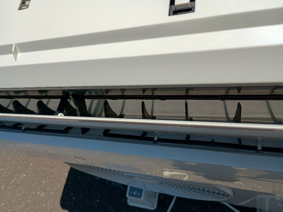 戸田市引き取り限定CSH-N2219R エアコン本体 2019年製