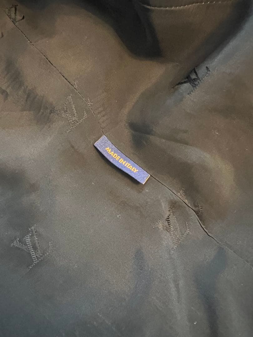 スパンコールエンブロイダリー カラーレスジャケット ブラック　ルイヴィトン