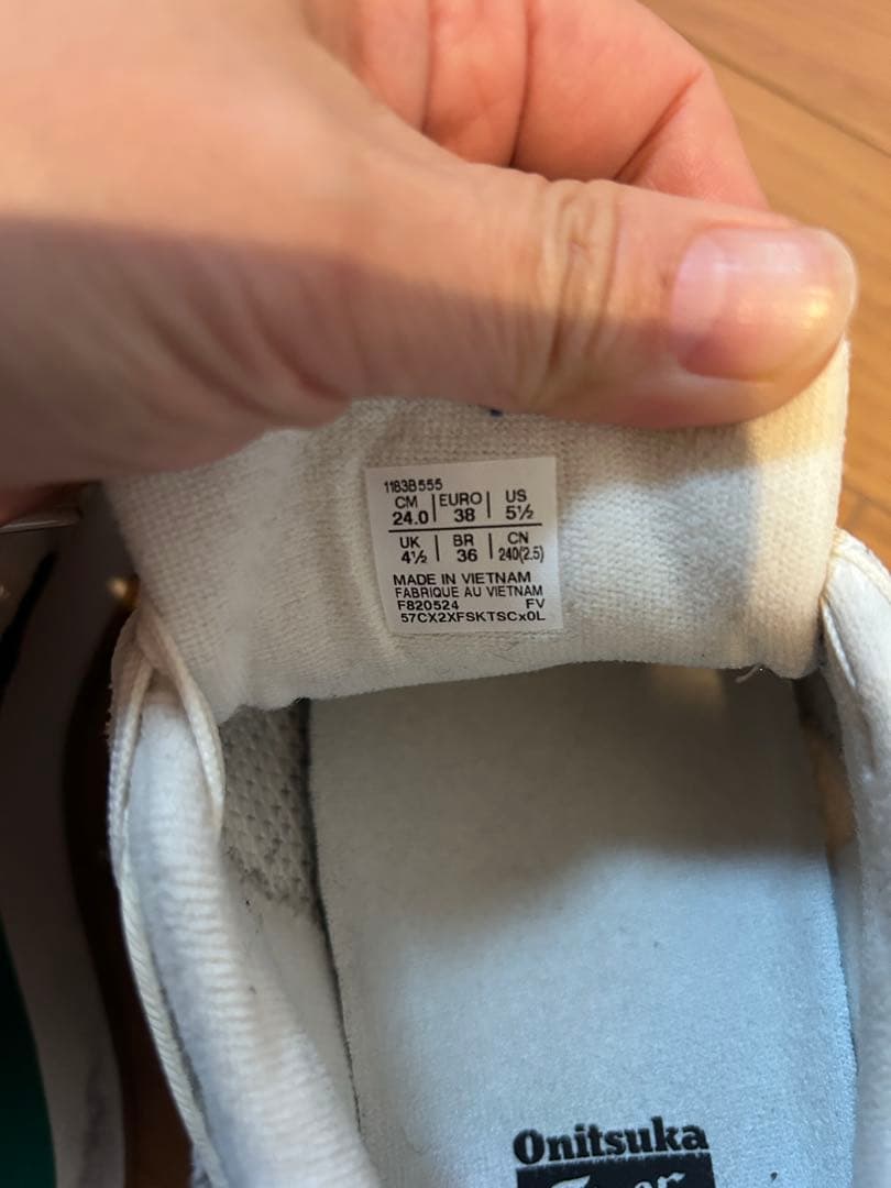 Onitsuka Tiger MOAGE COスニーカー24センチ