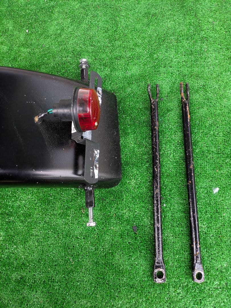 エリミネーター250v フラットフェンダー テールランプは付きません