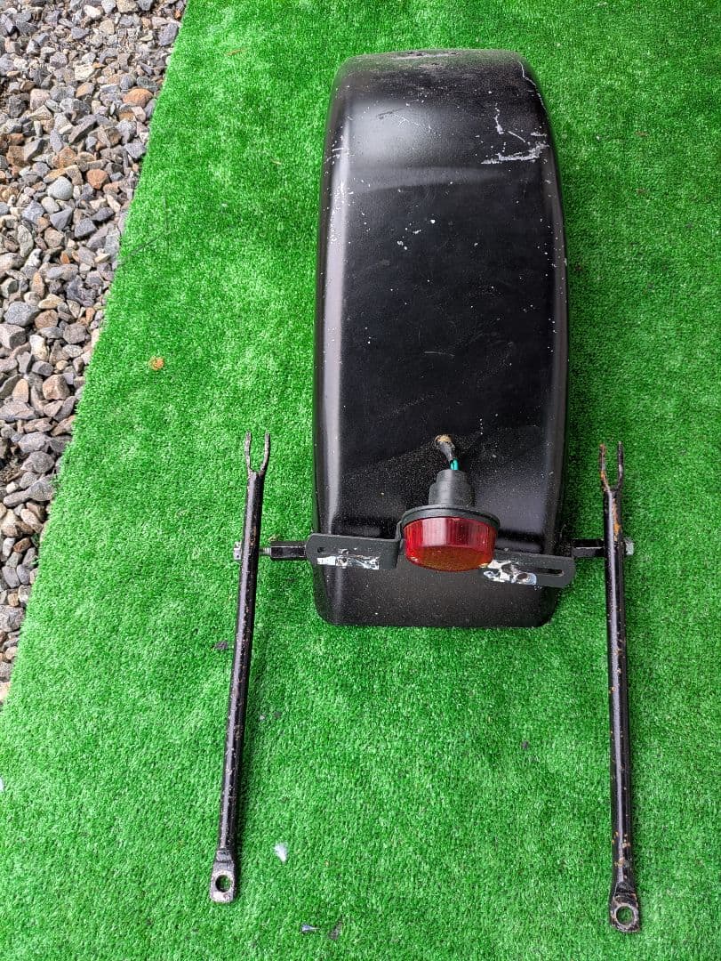 エリミネーター250v フラットフェンダー テールランプは付きません