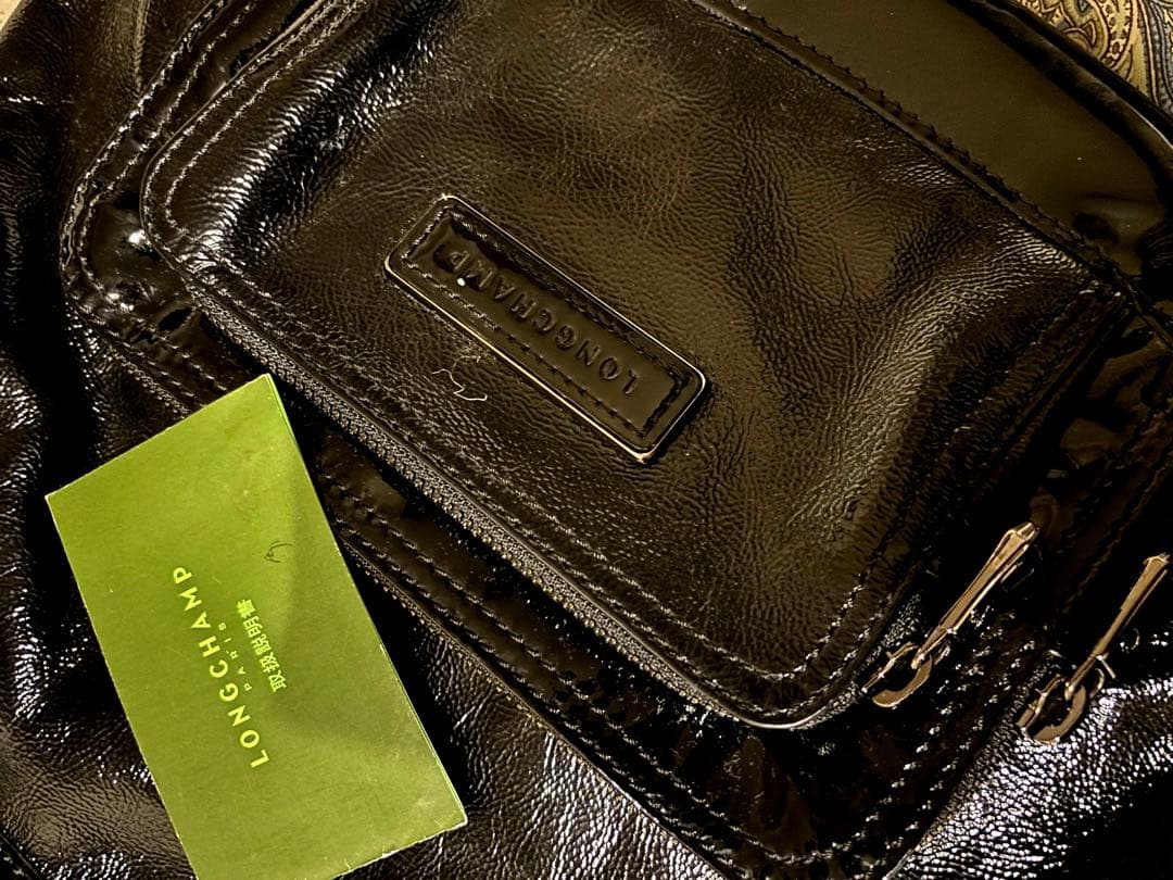 ロンシャン　エナメル　ショルダー　斜めがけ　バッグ