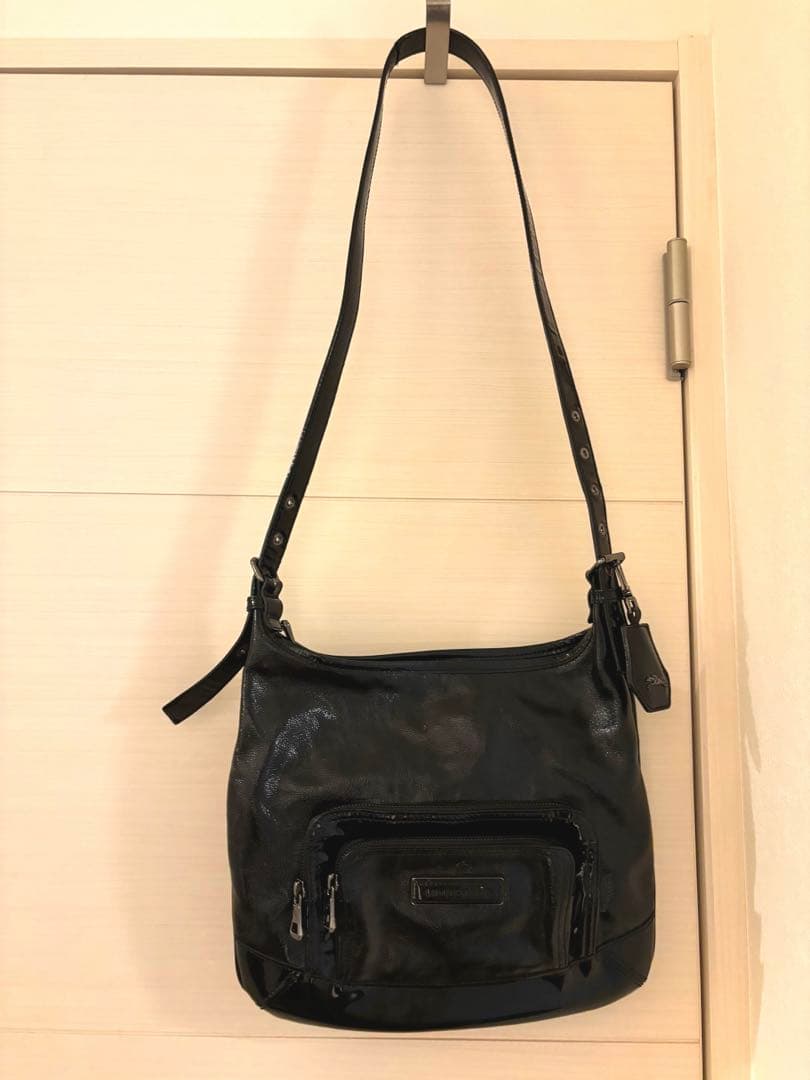 ロンシャン　エナメル　ショルダー　斜めがけ　バッグ