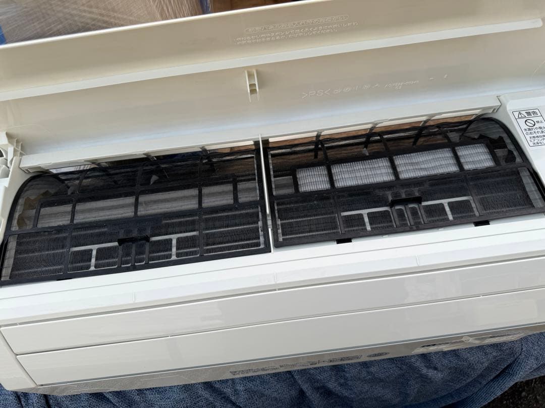 室外機も送料込 パナソニック 6畳用 エアコン クーラー 2.2kw2020年製