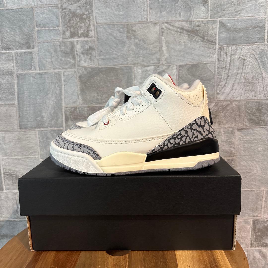 Air Jordan 3 キッズスニーカー ホワイトセメント