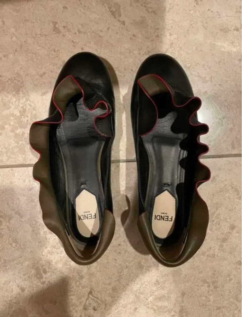 FENDI フラットシューズ　靴　パンプス　ローファー 23cm