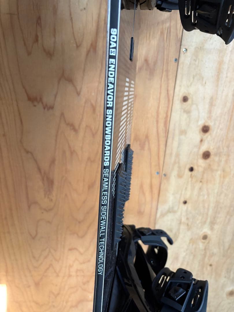 中古　ENDEAVOR 49 スノーボード 149cm