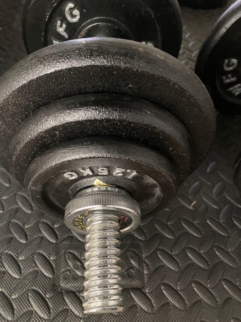 ダンベル 合計40キロ