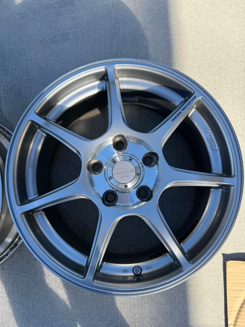 ENKEI Racing RS+M 16インチホイール 5H PCD114.3