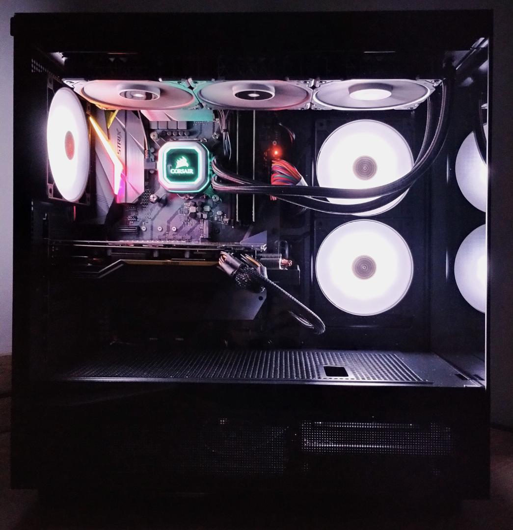 ゲーミングPC/Core i7 8700K/RX5700/SSD1TB