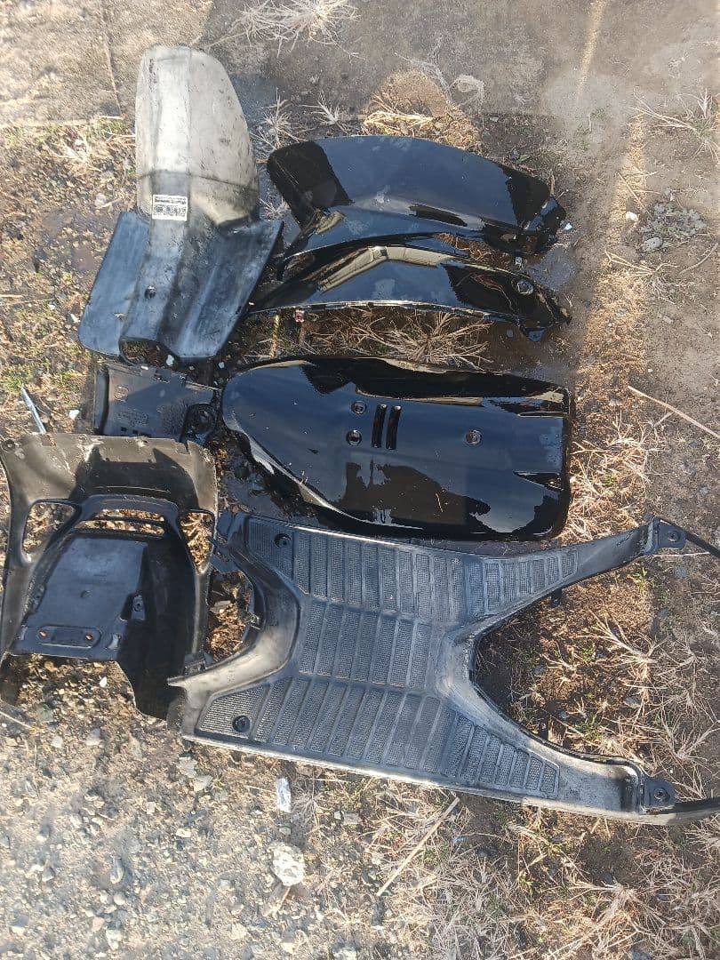 af23 gダッシュ　カウル　インナー　外装　フロントパネル　傷あり