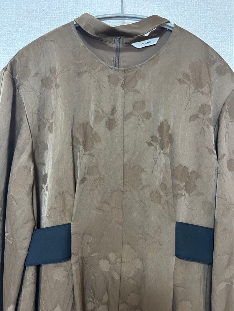 CLANE(クラネ) VINTAGE FLOWER SATIN ONEPIECE