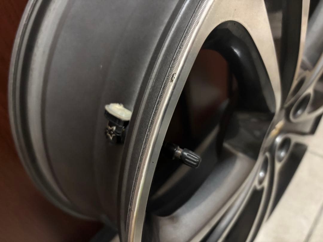 シボレー純正ホイール 19インチ ４本セット キャプティバ 送料込み