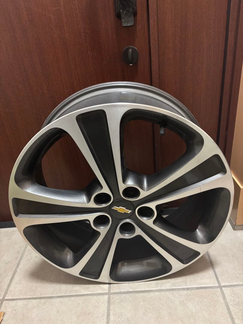 シボレー純正ホイール 19インチ ４本セット キャプティバ 送料込み