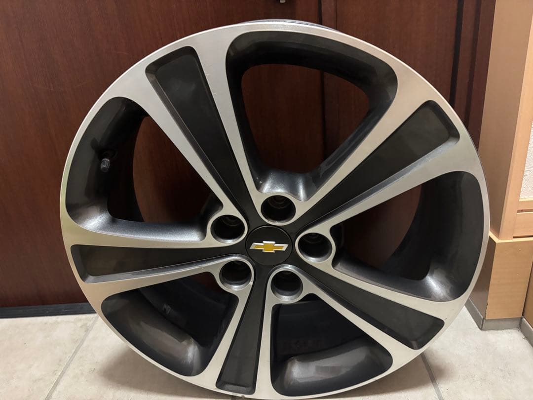 シボレー純正ホイール 19インチ ４本セット キャプティバ 送料込み