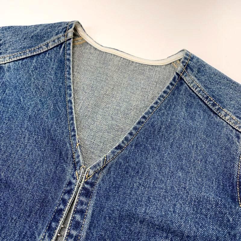 りこ ADAM ET ROPE フロントホックデニムブラウス ジャケット