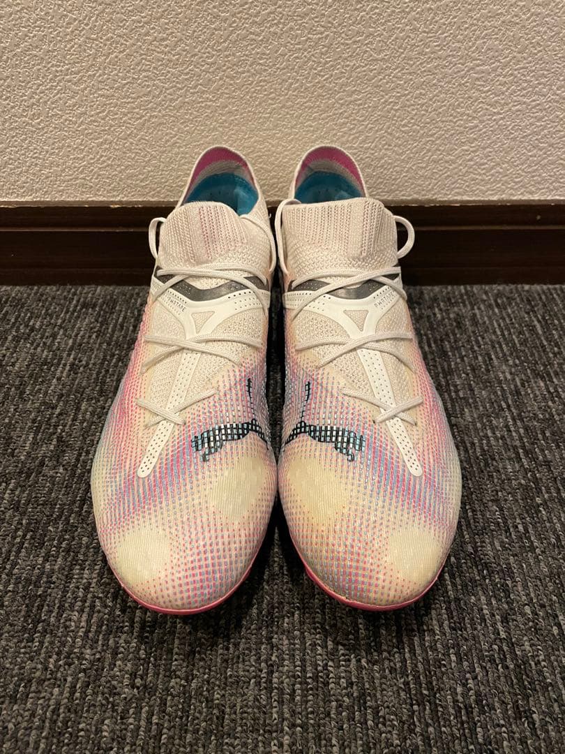 PUMA サッカーシューズ ハイカット ホワイト/ピンク　27cm