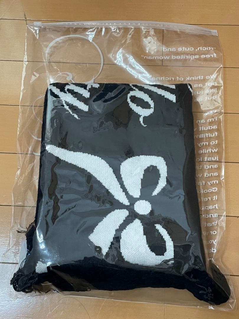 ペリキュール　キティコラボ　マフラー