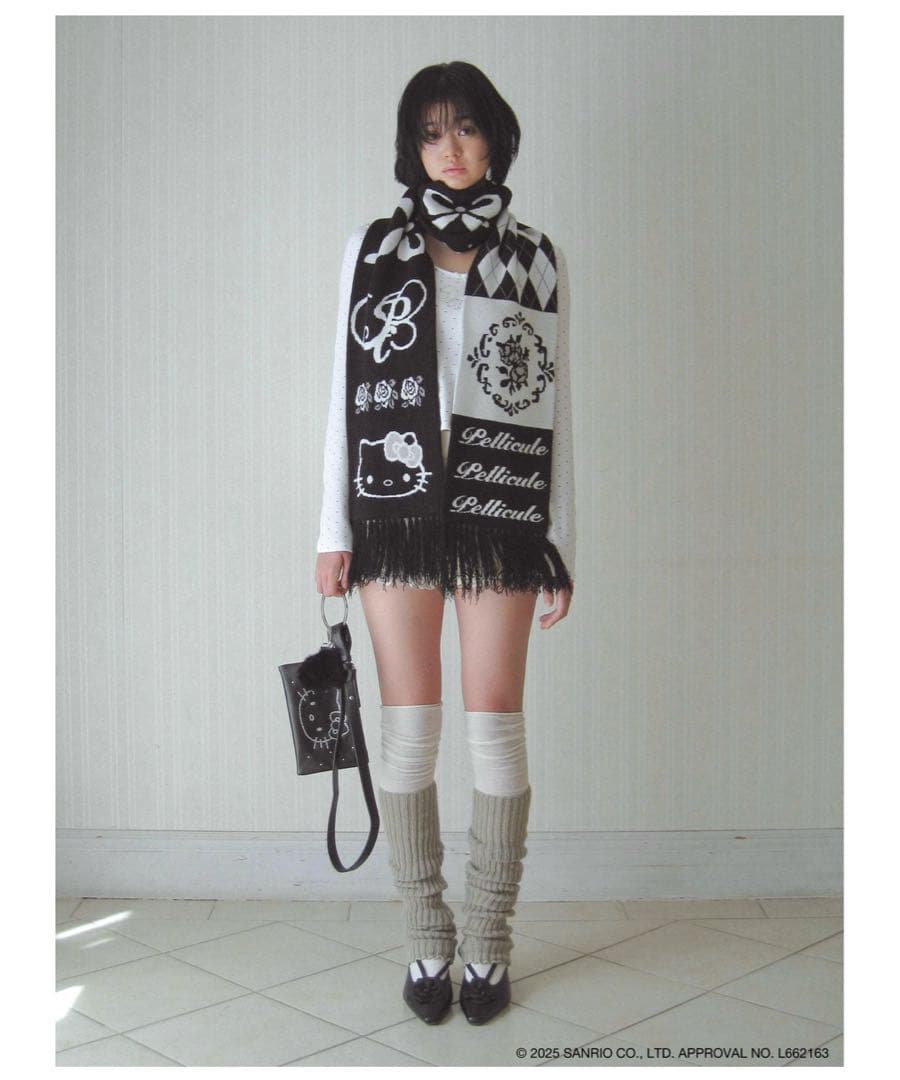 ペリキュール　キティコラボ　マフラー