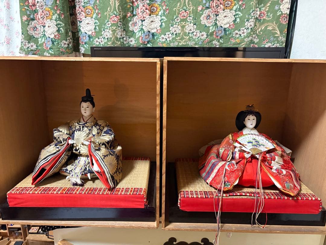 お雛様　木箱入り　時代もの