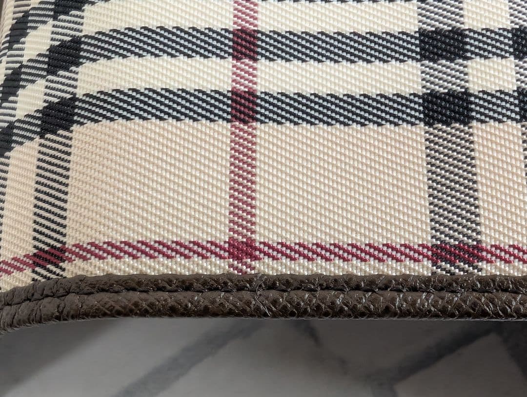 【新品未使用箱付き】BURBERRY5連キーケースノバチェックベージュ×ブラウン