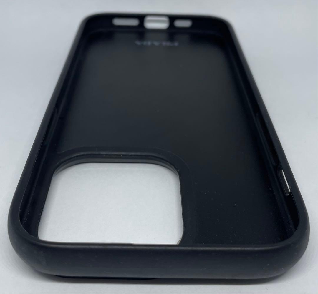プラダ　トライアング iPhone14プロ　ケース 　グリーン