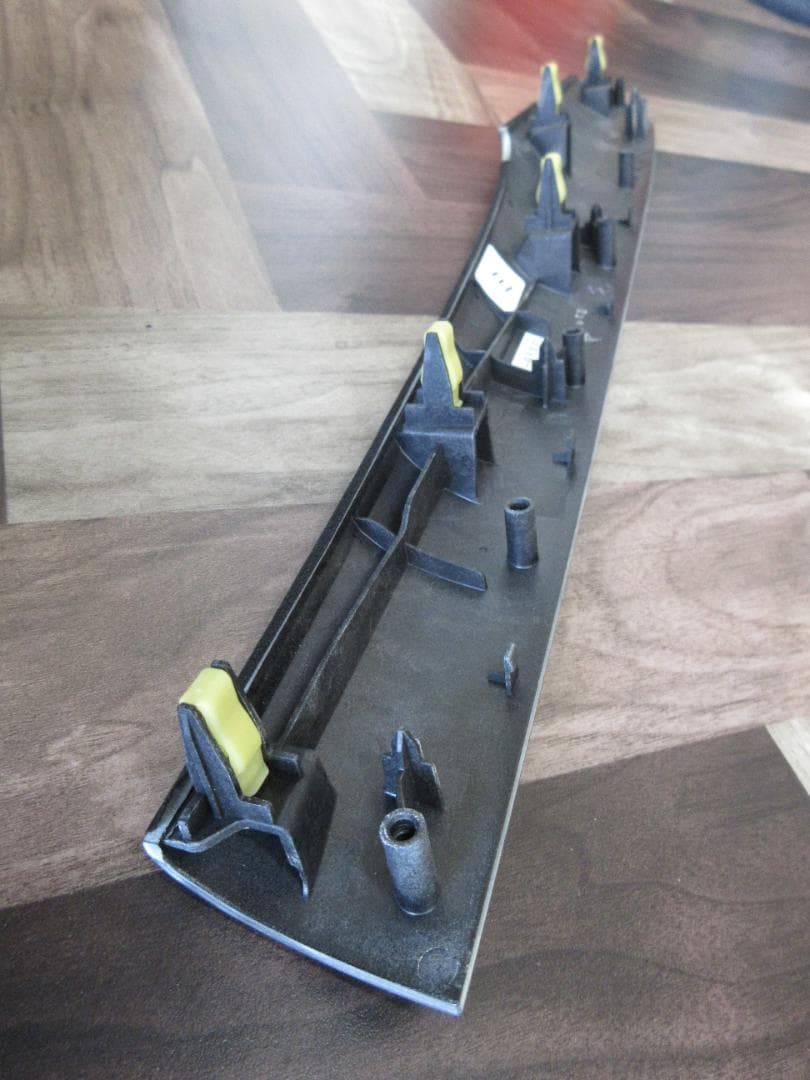 GS-F　カーボンパネル　助手席側　オーナメントパネル　インパネ　カーボン