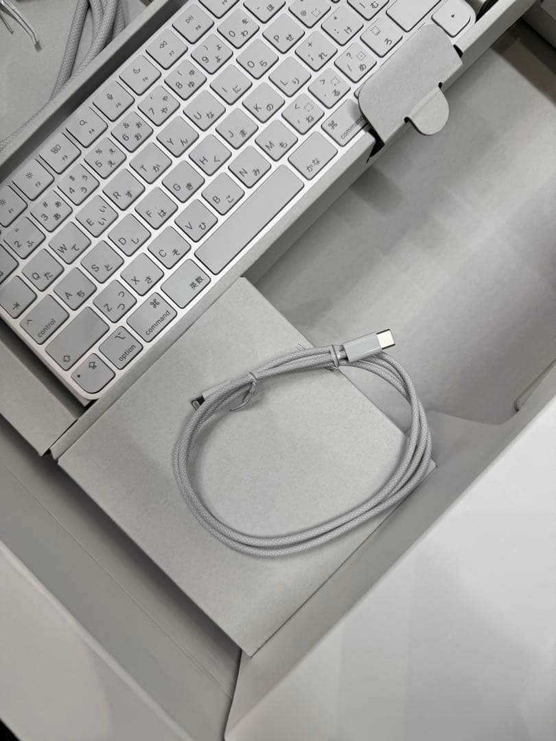 「美品」iMac 24インチ M3 8GB 256GB MQRJ3J/A