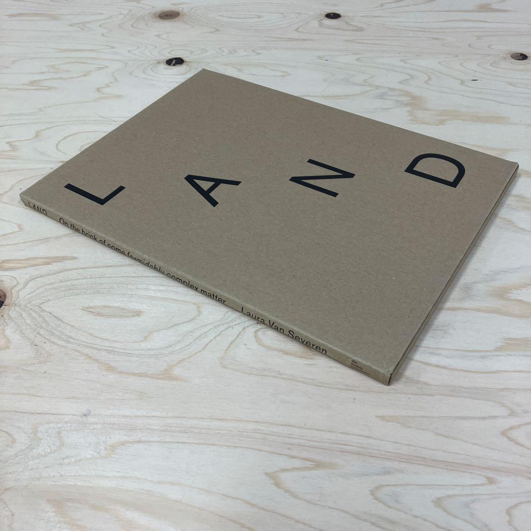 アート・デザイン・音楽 Laura Van Severen Land.