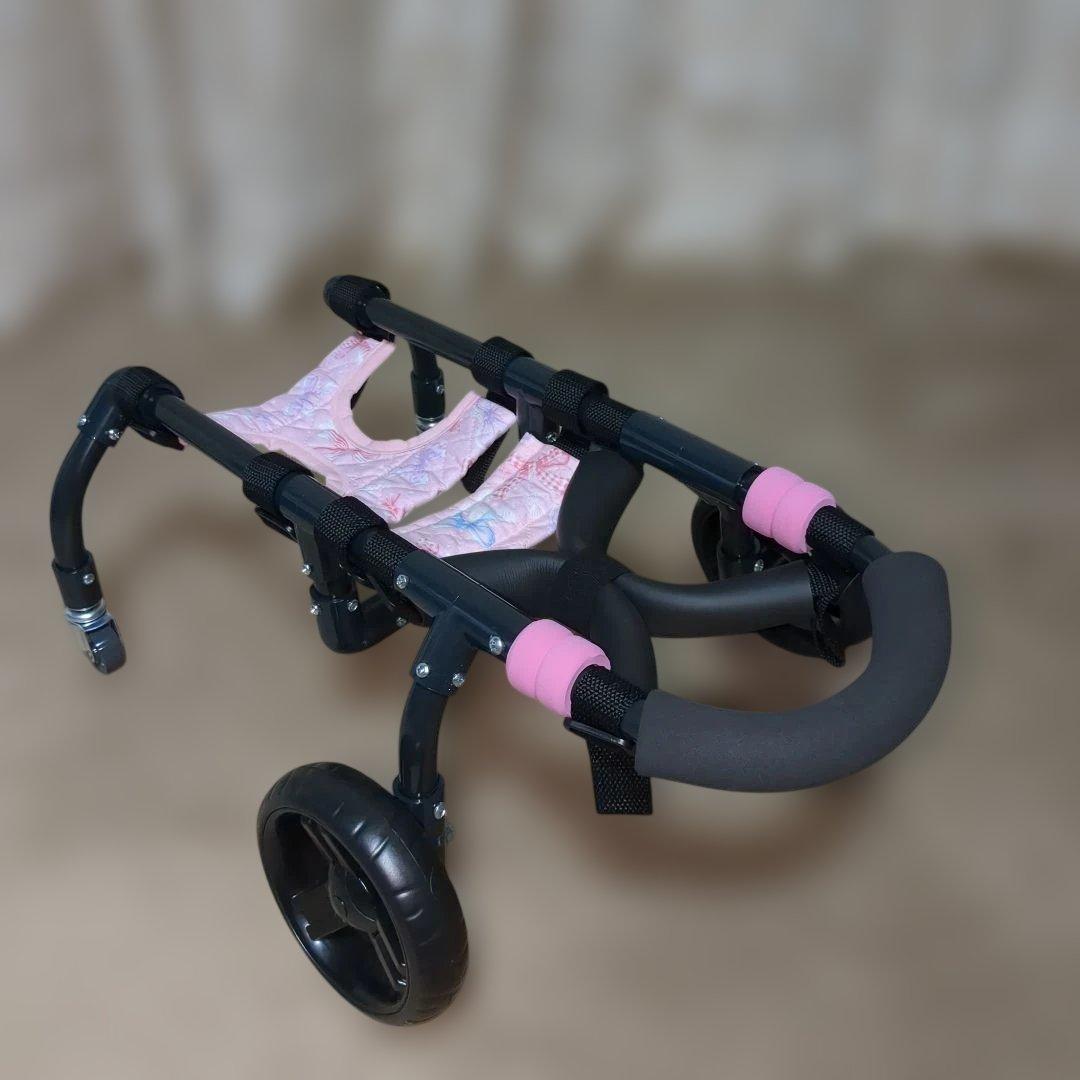 ワンちゃん4輪　リハビリ　食事補助　犬用車椅子　歩行補助　犬の歩行器