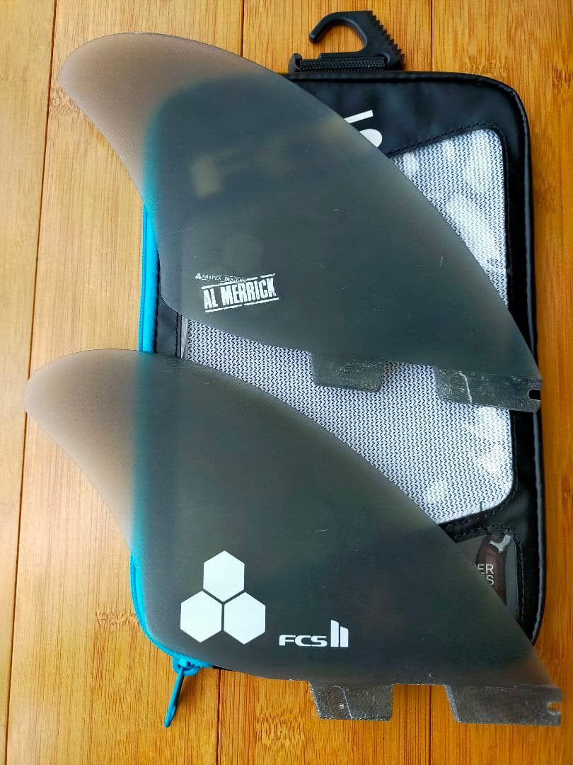 美品　FCS2 CI キール　フィン　ツインCHANNEL S