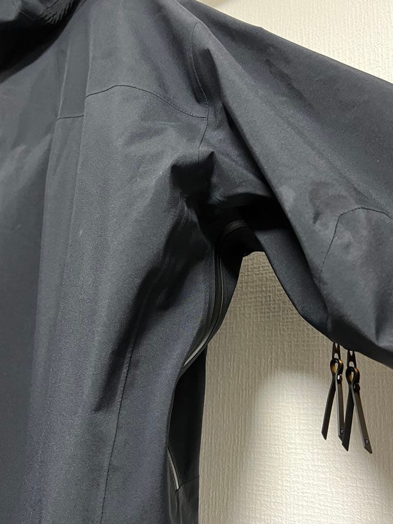 Peak Performance アルパイン GORE-TEX ジャケット 黒