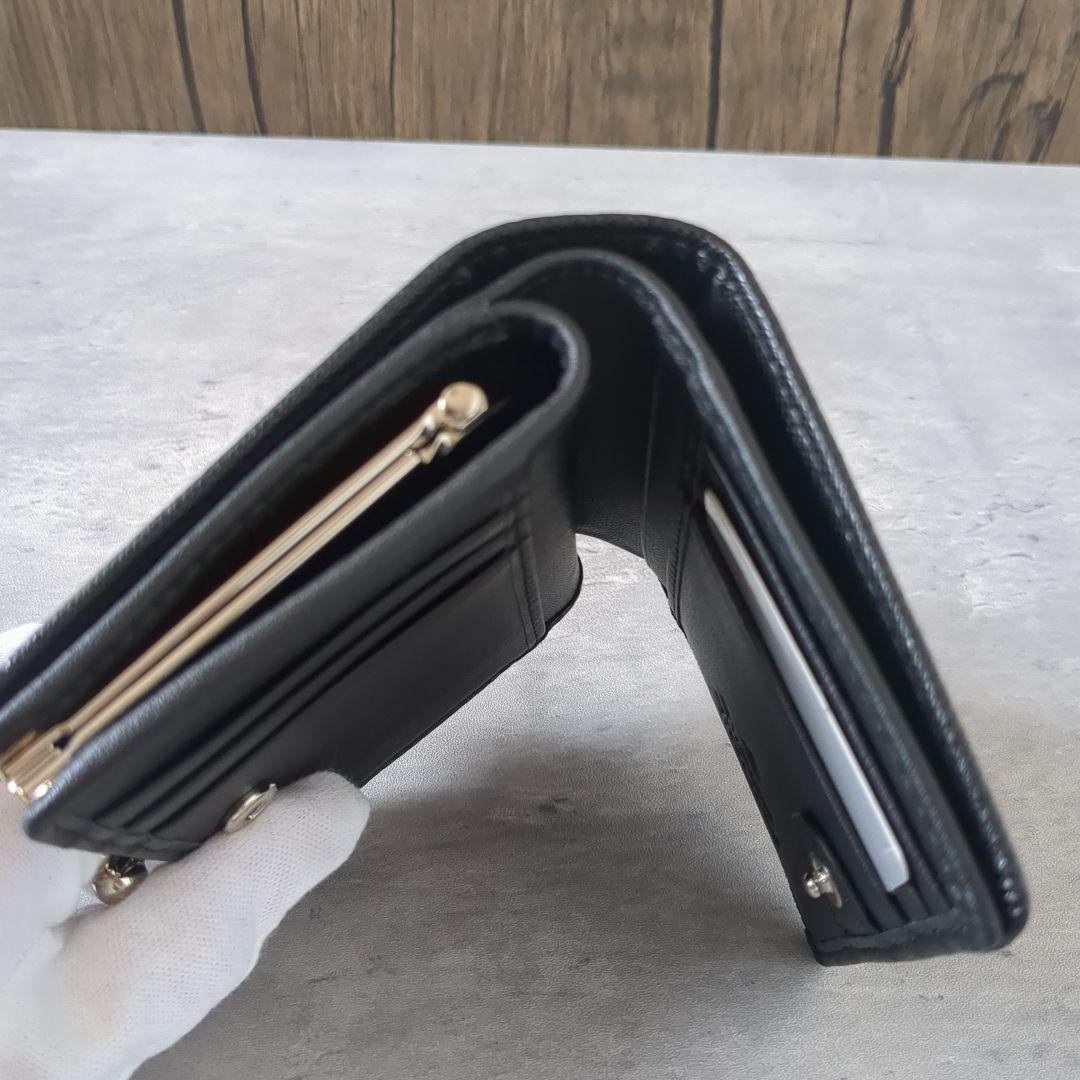 【新品】ヴィヴィアンウエストウッド　二つ折り財布　がま口　843VW631