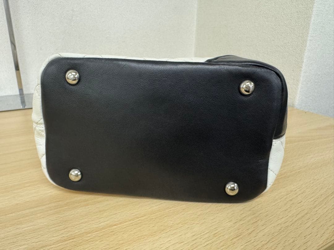 CHANEL シャネル　カンボンライン　トートバッグ　ミディアムトート