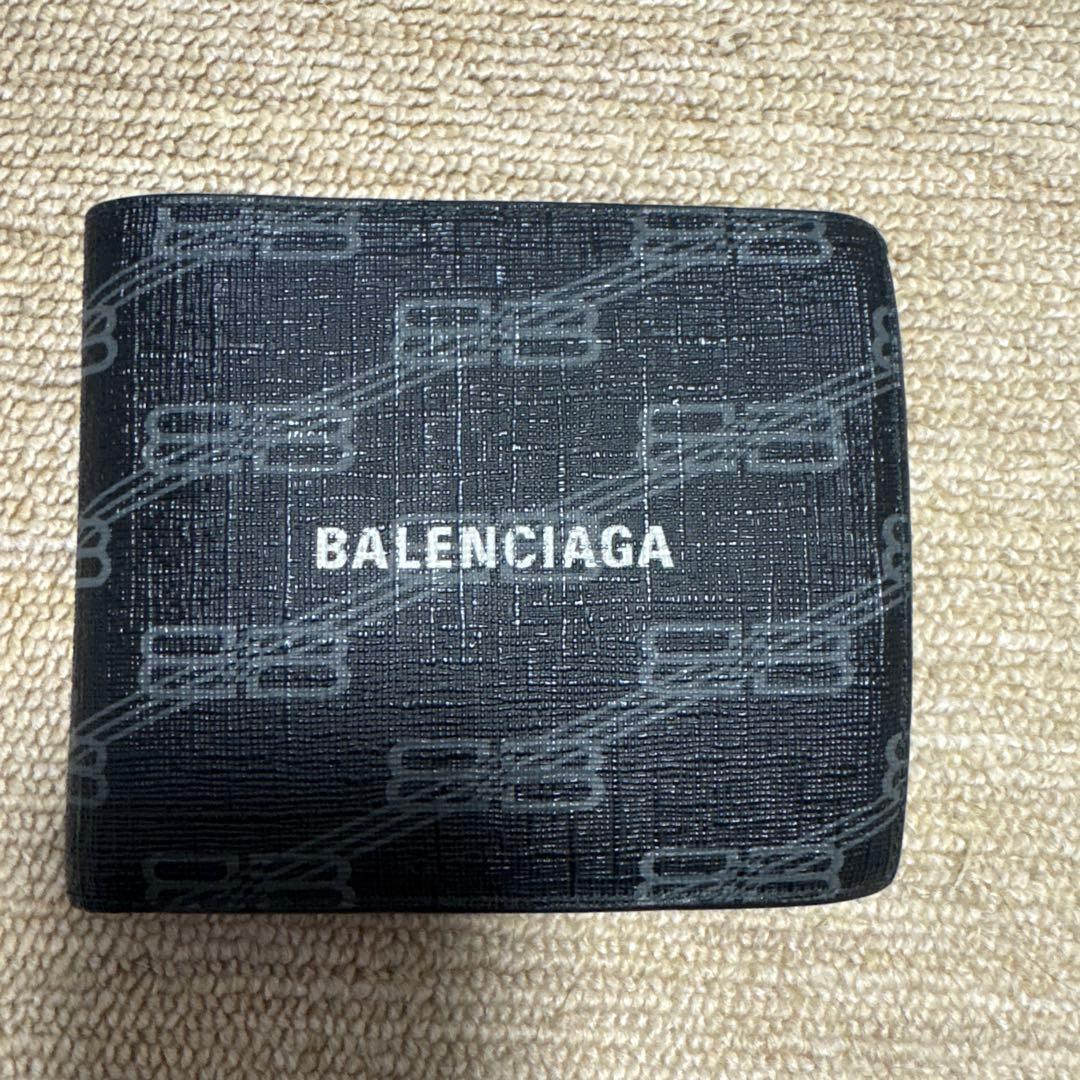 バレンシアガ　メンズ二つ折り財布