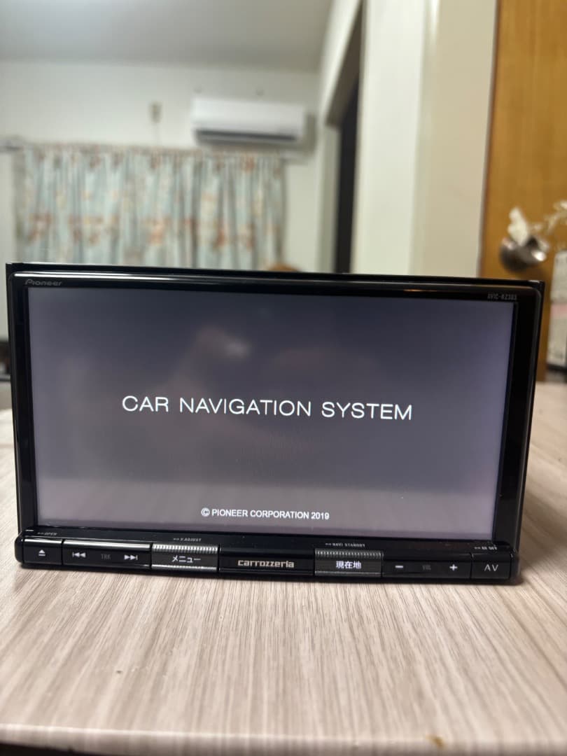 カーナビ AVIC-RZ303