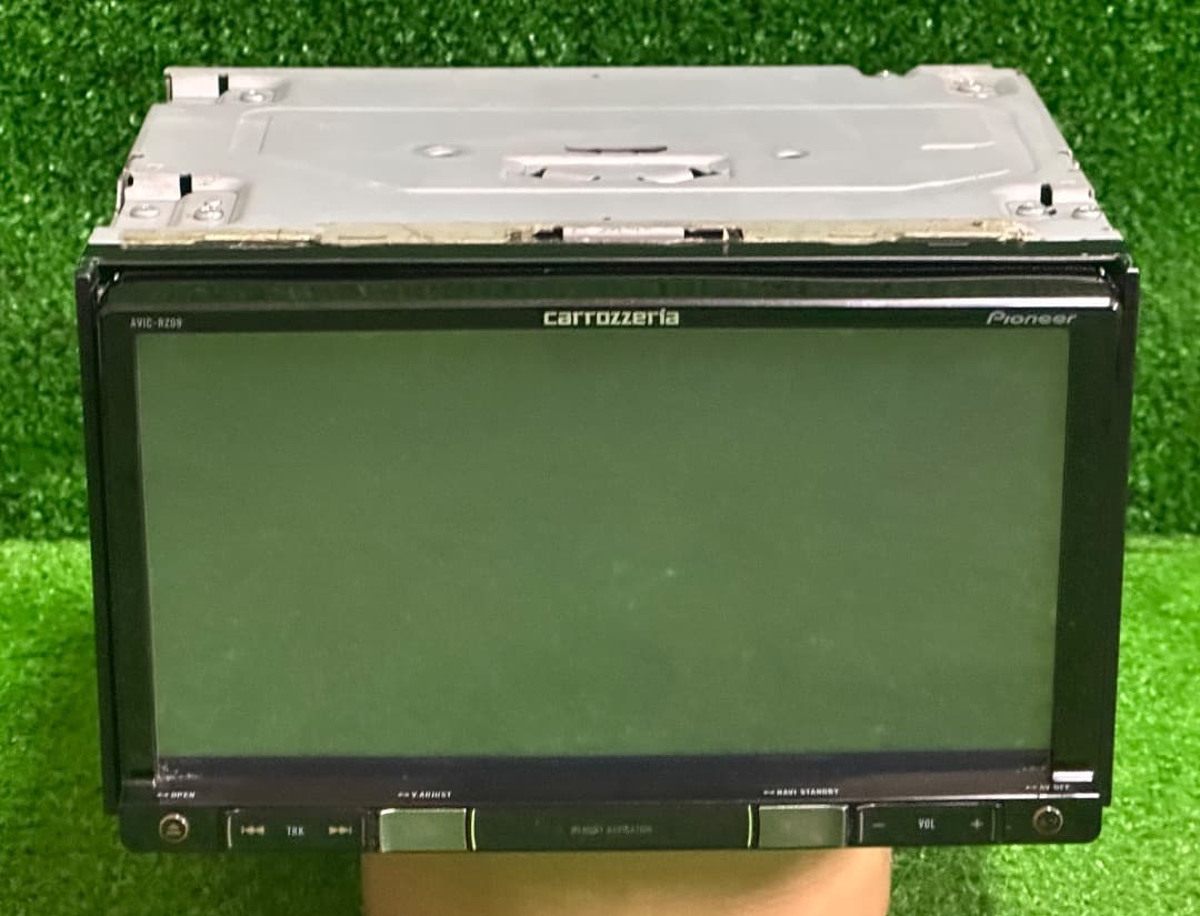 パイオニア AVIC-RZ09 ナビゲーション フルセグ。地図データ2017年版