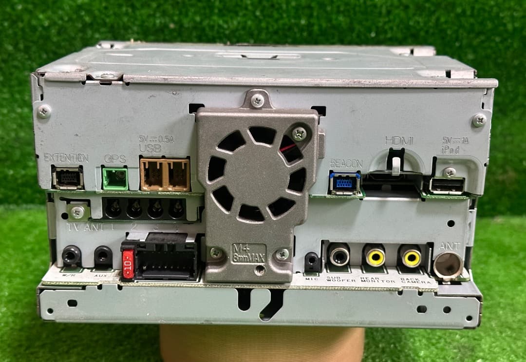 パイオニア AVIC-RZ09 ナビゲーション フルセグ。地図データ2017年版