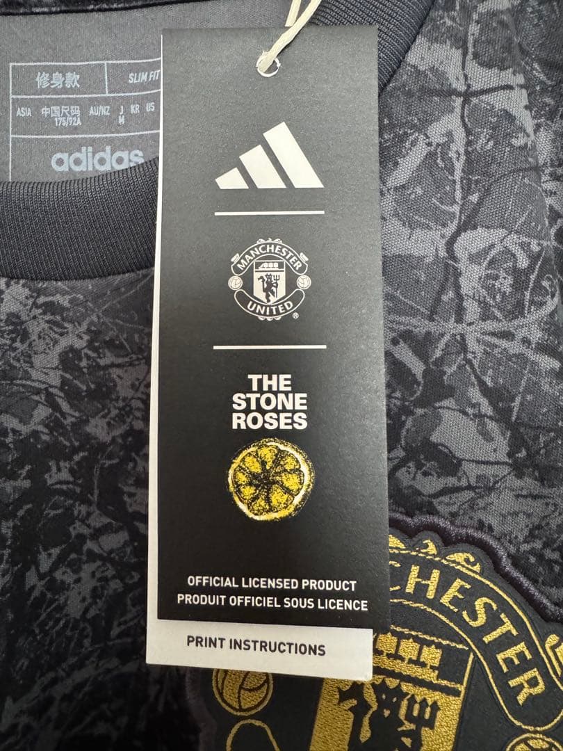 新品 アディダス マンチェスターユナイテッド×ザストーンローゼズ ユニフォーム
