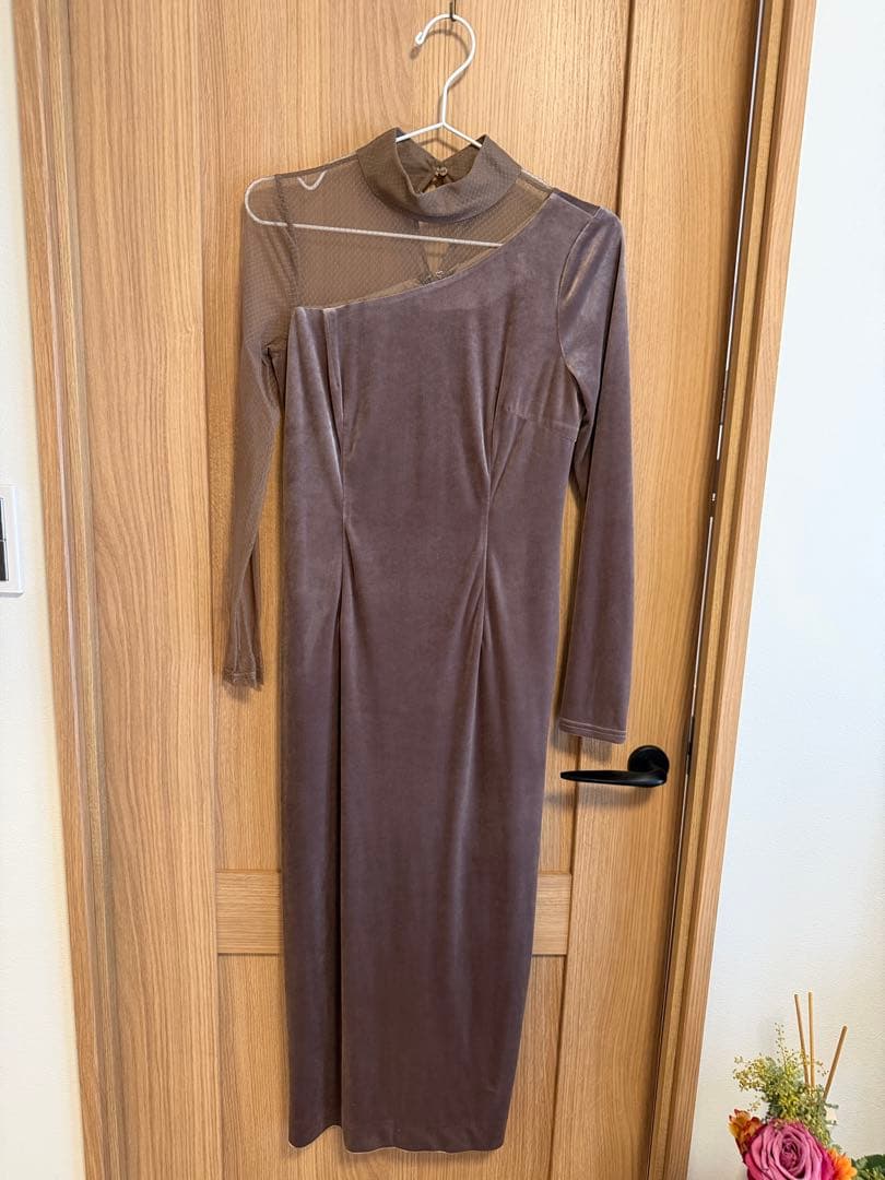 ánuans 2024AW シアーコンビタイトワンピース ベロアドレス ベージュ