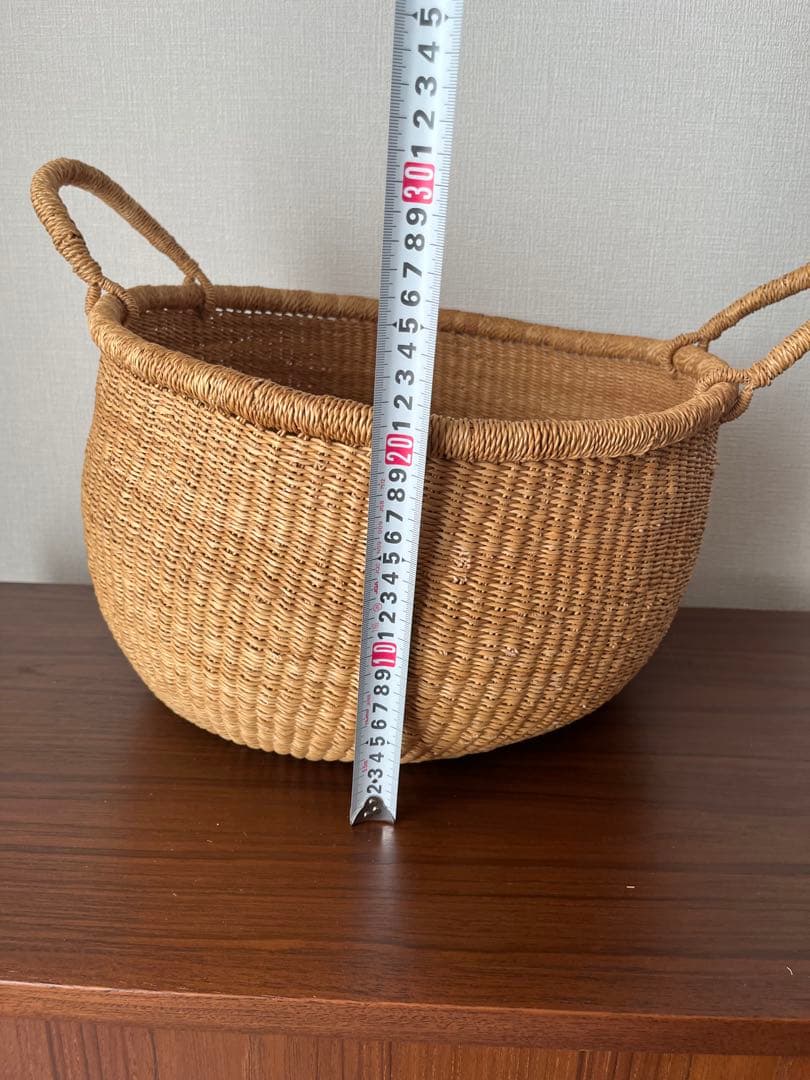 ✴️美品✴️アフリカ 手編み ラフィアかご 大型収納　バスケット　カゴアミドリ購入