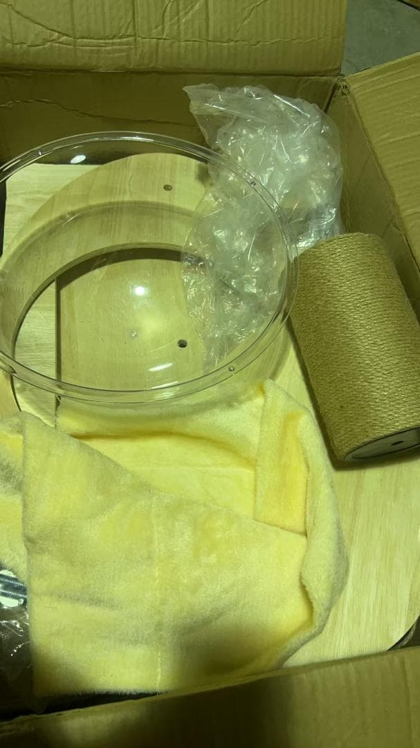 キャットタワー 突っ張り 木製 キャットツリー 木登りタワー 多層無垢材 太い支