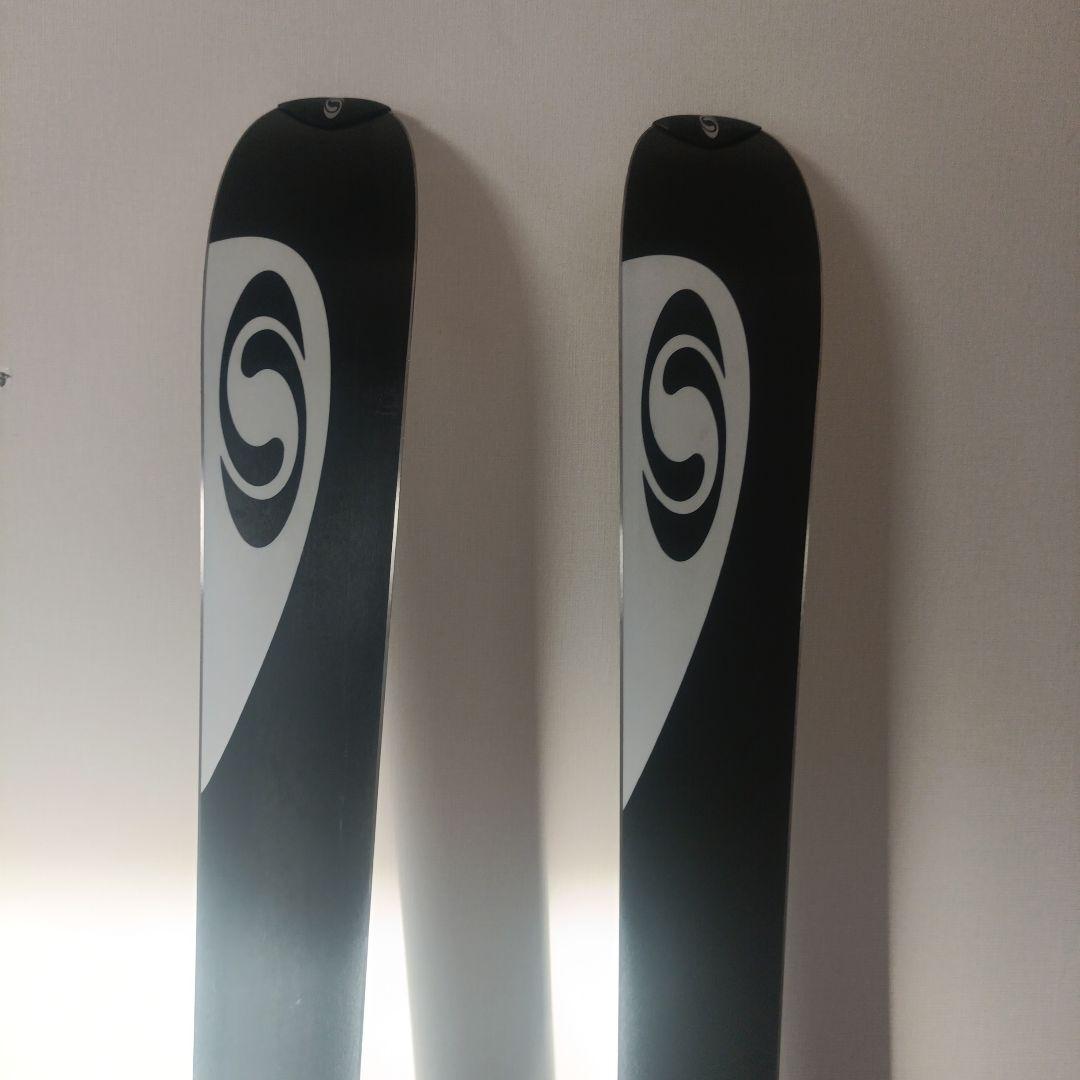 美品　SALOMON スキー板