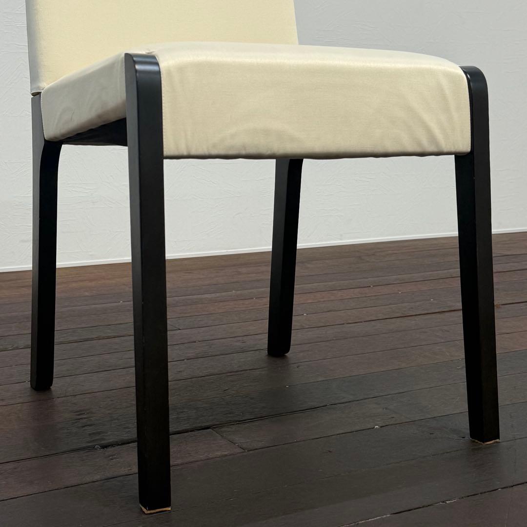 H110K54b Cassina IXC GINGER ダイニングチェア